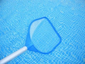 swimming pool cleaning equipments